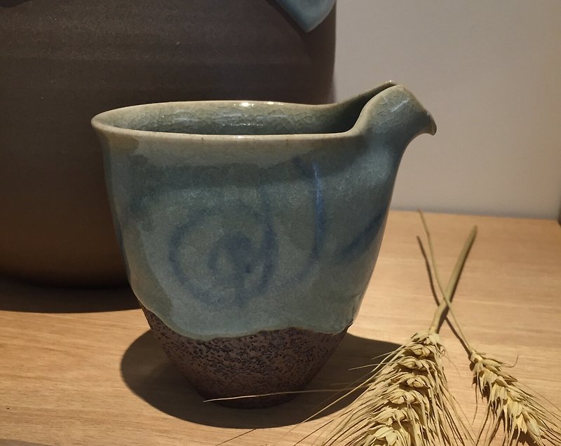 青磁手描き茶海 - 急須・ティーカップ - その他の素材 