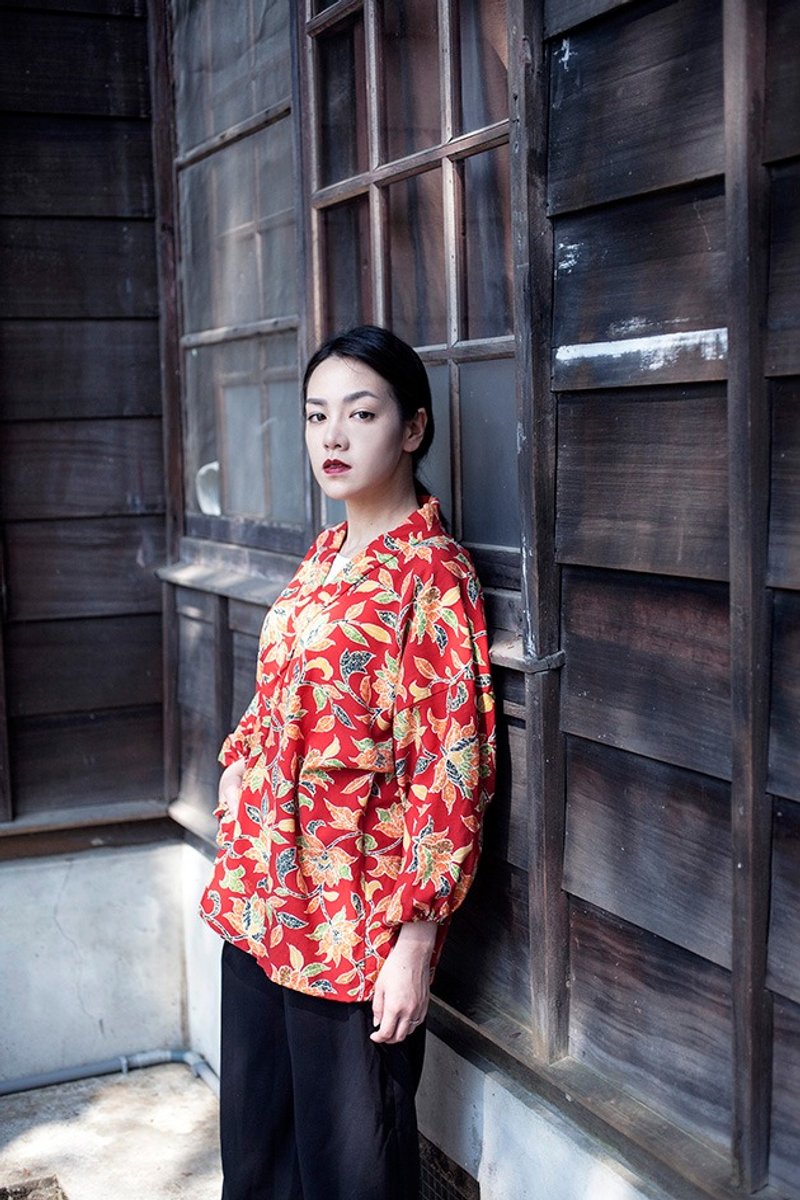 Japanese kimono kimono - เสื้อผู้หญิง - วัสดุอื่นๆ สีแดง