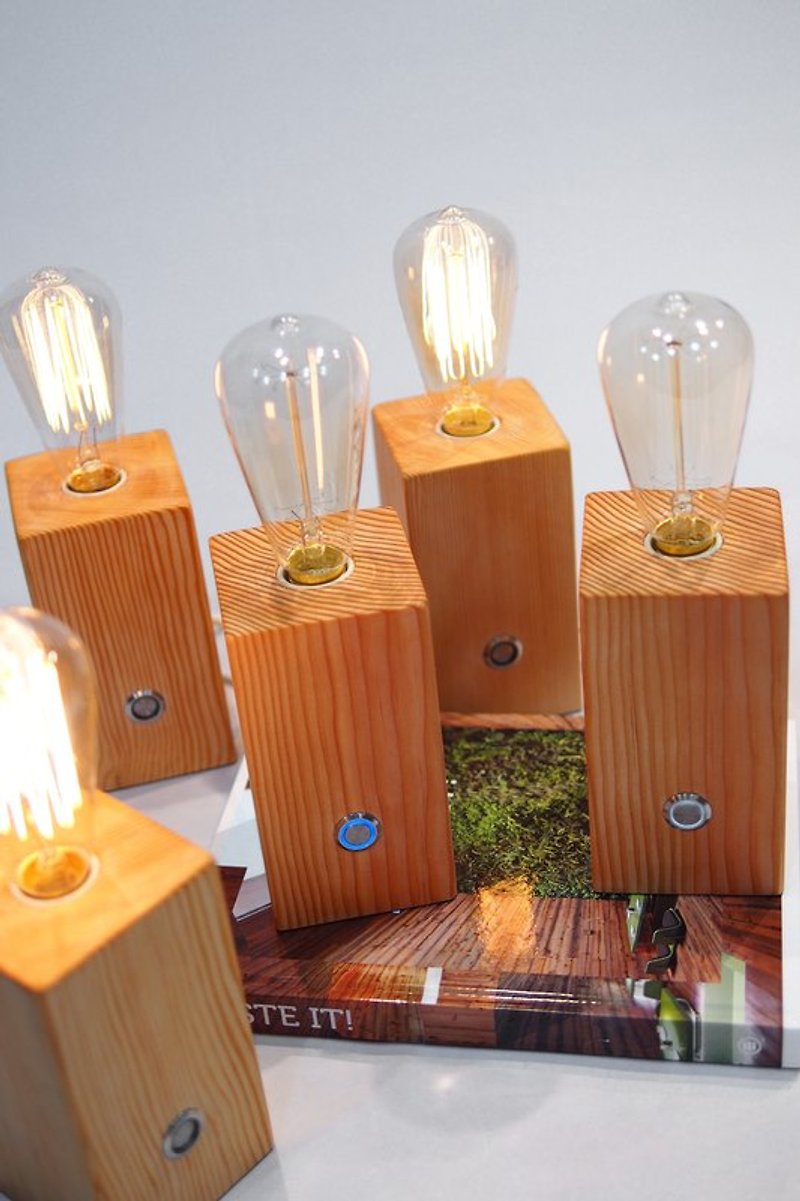 Creative Lighting] pine light (white / blue LEDs on the new shelves) / Order bonus Hinoki wood protection oil (3ml canned, available 3-4 times) - โคมไฟ - วัสดุอื่นๆ สีส้ม