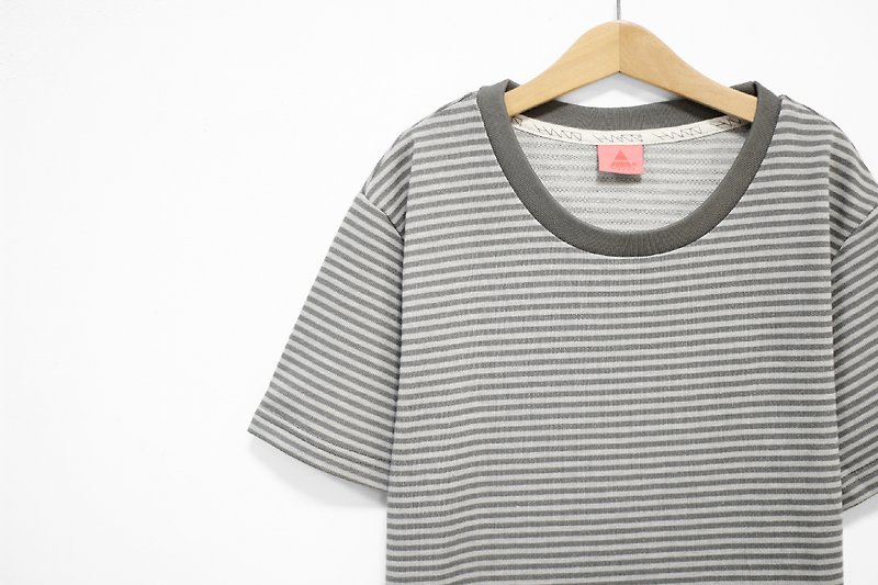 "H-ZOO" * light gray dark gray stripes car line + Lightning Tee - (M size only) - Women's T-Shirts - Other Materials Gray
