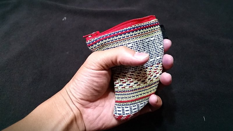 A MIN manual surf fin shape national purse Zero purse Wallets. Handmade custom - Keychains - Cotton & Hemp Multicolor