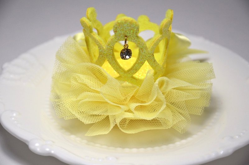 公主皇冠系列-黃色鏤空水鑽版 - 口水肩/圍兜 - 其他材質 黃色