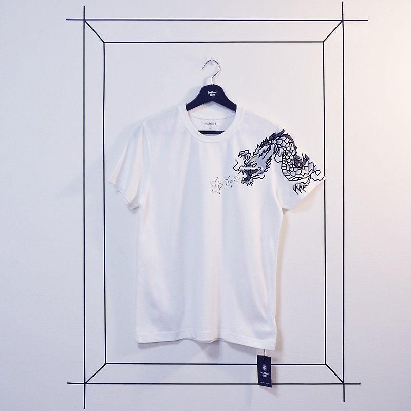 buyMood 8bit Dragon Tattoo Round-Neck T-Shirt - เสื้อยืดผู้ชาย - ผ้าฝ้าย/ผ้าลินิน ขาว