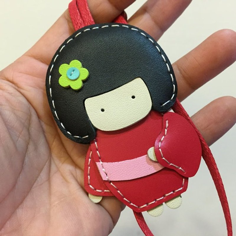 Leatherprince Handmade Leather Taiwan MIT Red Cute Japanese Doll Handmade Leather Charm Small Size small size - ที่ห้อยกุญแจ - หนังแท้ สีแดง