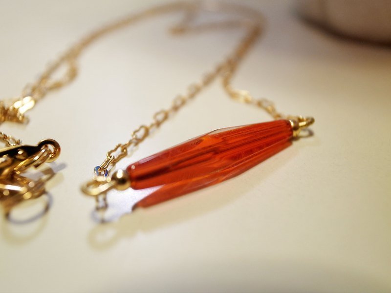 伊麗絲菱形沏面玻璃珠項鍊-紅 - 項鍊 - 其他材質 紅色