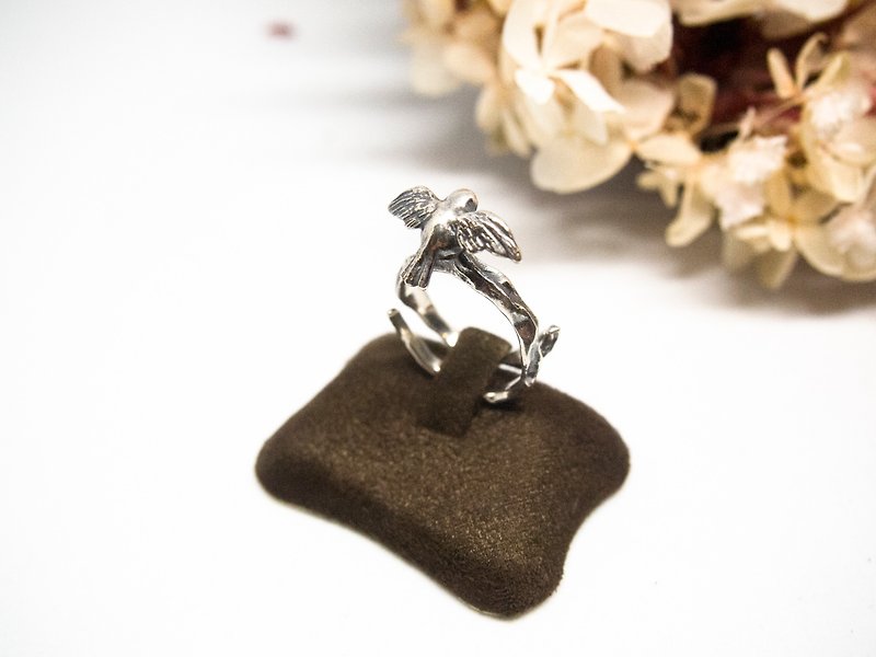 Love Fly Bird Silver Open Ring Gift For Her Lover Christmas Birthday - แหวนทั่วไป - โลหะ สีเงิน