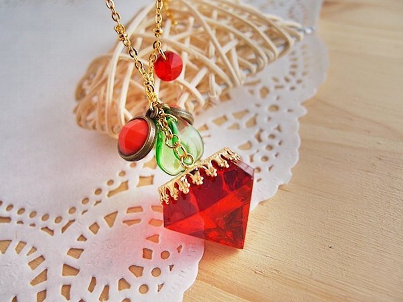 Merry Christmas! ◎ Diamond playful red x x transparent color retention, anti-allergy necklace] ● New Year red Christmas gift exchange - สร้อยคอ - วัสดุอื่นๆ สีแดง