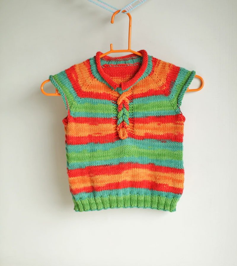 水彩手繪風格美麗諾羊毛手工編織兒童背心(橘綠條紋) - 男/女童裝 - 羊毛 多色