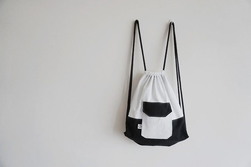 馬來貘束口包 幻境 - Bag後背包系列 - 水桶包/束口袋 - 其他材質 白色