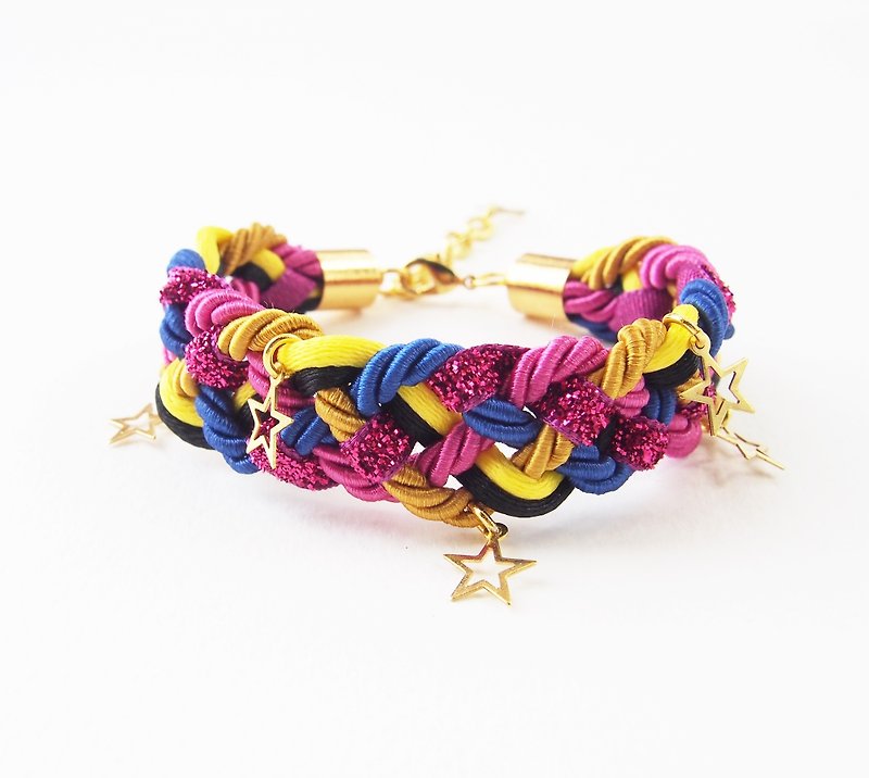 Colorful glittery bracelet with gold star charms - สร้อยข้อมือ - วัสดุอื่นๆ หลากหลายสี