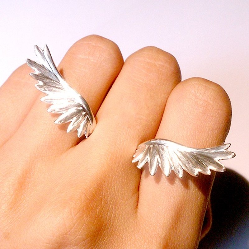 飛翔之翼純銀戒指 - 戒指 - 純銀 銀色