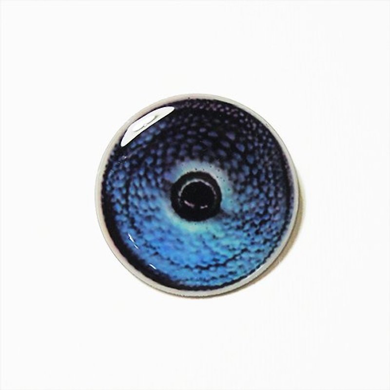 Eyeball Pin / Chameleon / Blue - Brooches - Plastic Blue