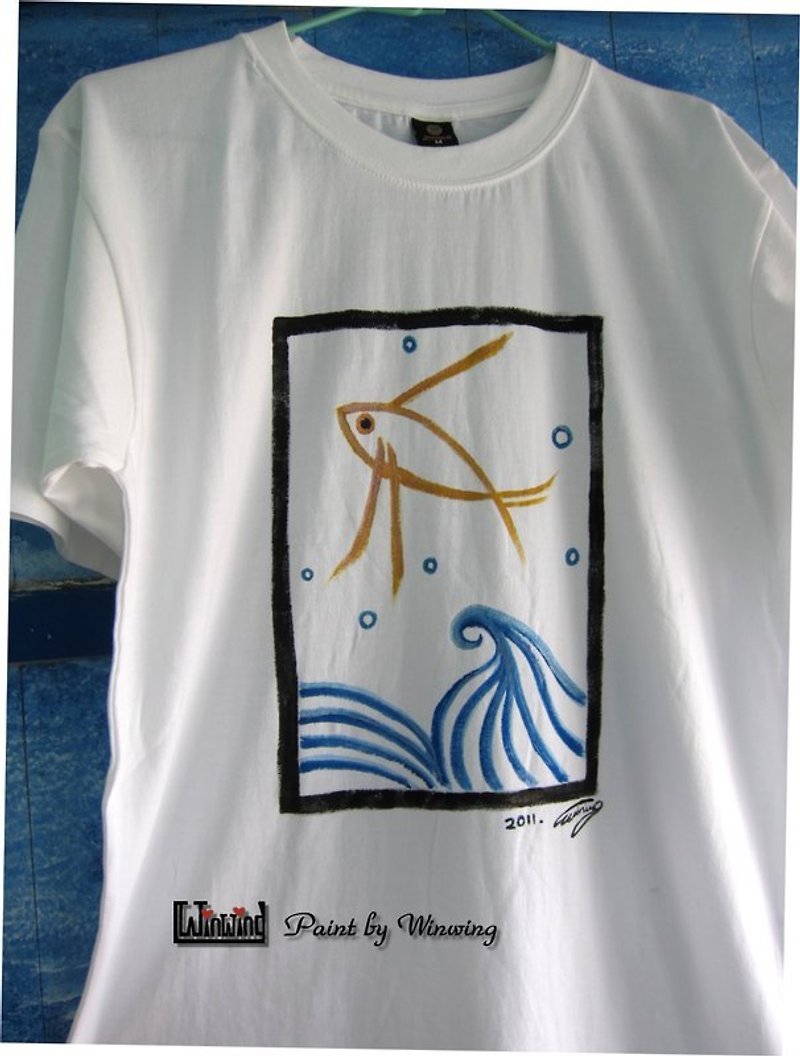 Line fish-Winwing hand-painted clothes - Women's T-Shirts - Cotton & Hemp 