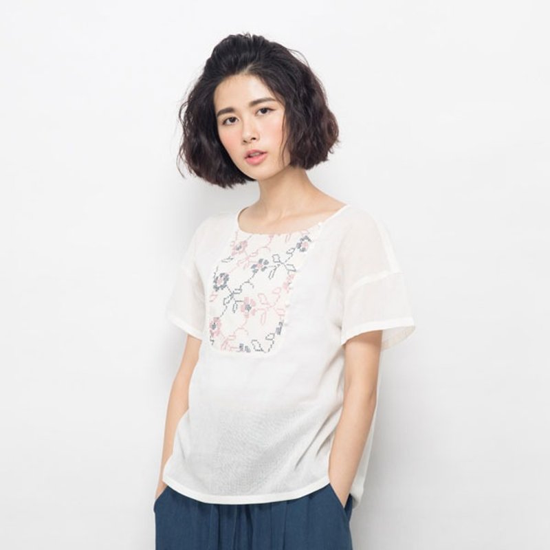 Xu Xu children ♪ woven flowers embroidered long shirt - Women's Tops - Other Materials White