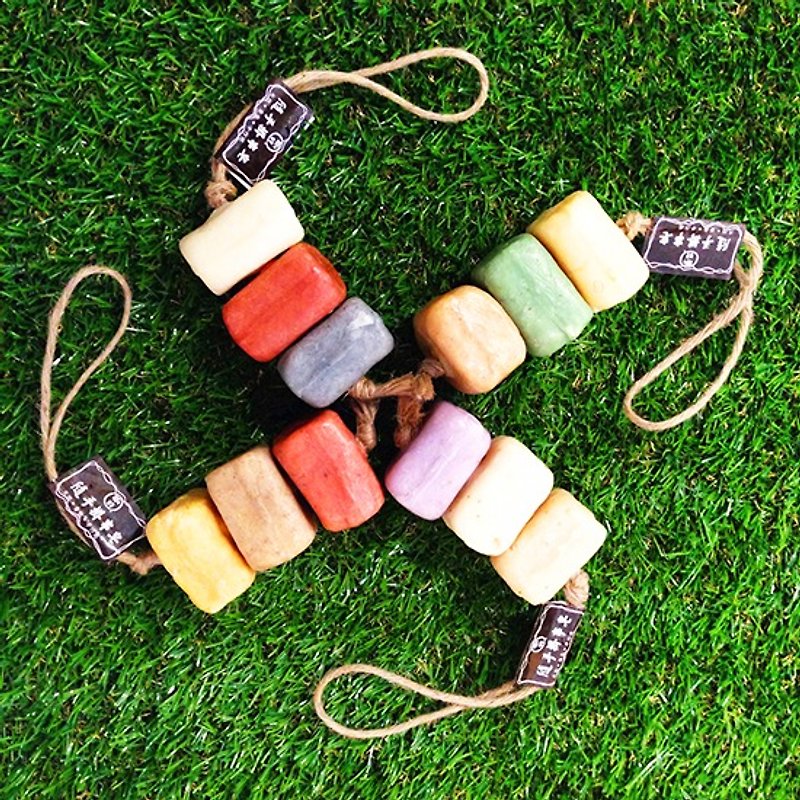 [Just] to hand hanging string soap, handmade soap natural plant - Soap - Plants & Flowers Multicolor