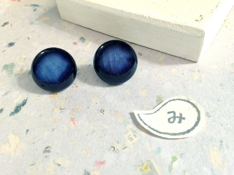 Earrings | Ebon secret astronaut's (remaining pin) * One last thing! - Earrings & Clip-ons - Plastic Blue
