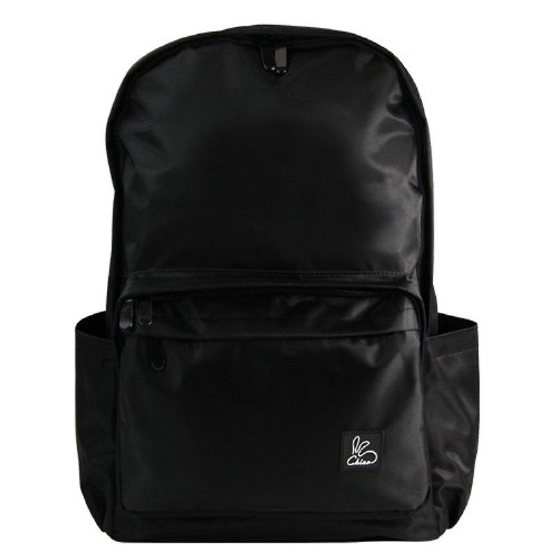 Play a little personality all black waterproof backpack - กระเป๋าเป้สะพายหลัง - วัสดุกันนำ้ สีดำ
