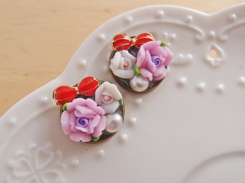 Hear the language of flowers [CR0154] Rose pearl bow earrings ear pin] - Earrings & Clip-ons - Other Materials Multicolor