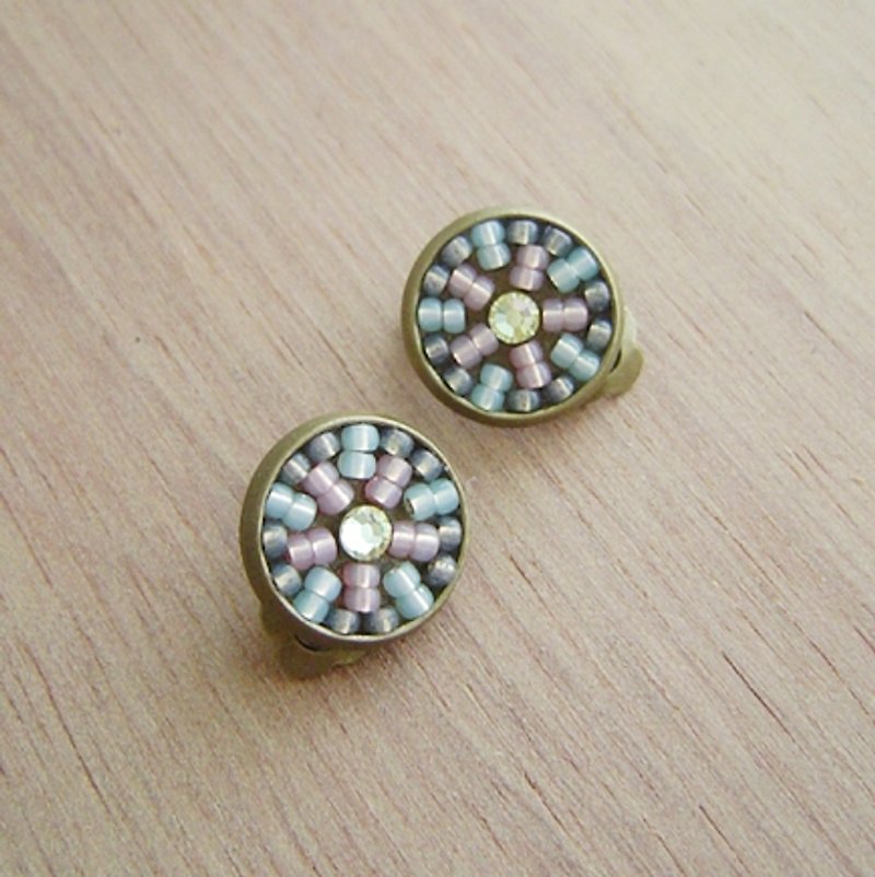 :: :: Fireworks small tiles (Rose + apple green). Ear earrings. Swarovski. round. Compared. Collage - Earrings & Clip-ons - Other Metals Green