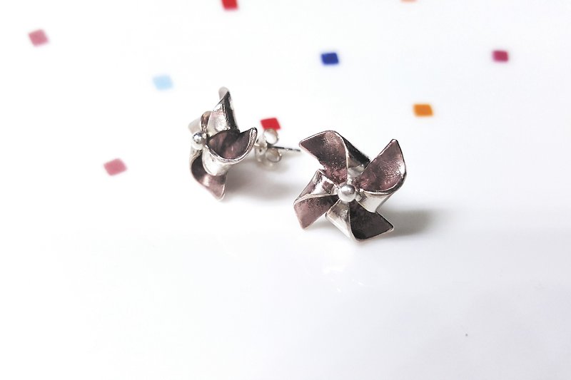//Childhood Windmill// Wooden Eye Gold Limited Earrings - Earrings & Clip-ons - Precious Metals Multicolor