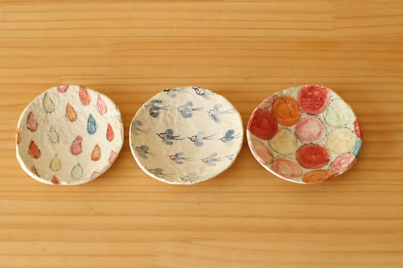 Made-to-order colorful plates. - Plates & Trays - Wool Multicolor