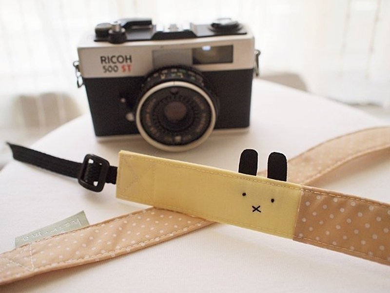 hairmo. Double-hung black bunny camera strap - Midian yellow - ID & Badge Holders - Other Materials Khaki