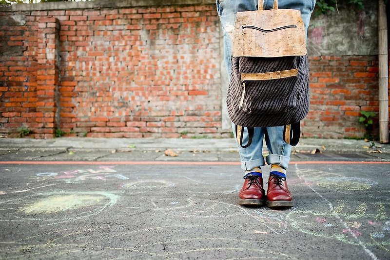 Mother's hand line // Hand-made wooden jacquard jacquard backpack - กระเป๋าเป้สะพายหลัง - ผ้าฝ้าย/ผ้าลินิน สีเทา