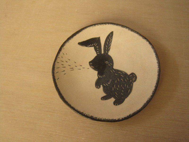 DoDo Handmade Whispers. Animal Silhouette Series-Rabbit Small Dish (White) - Pottery & Ceramics - Pottery White