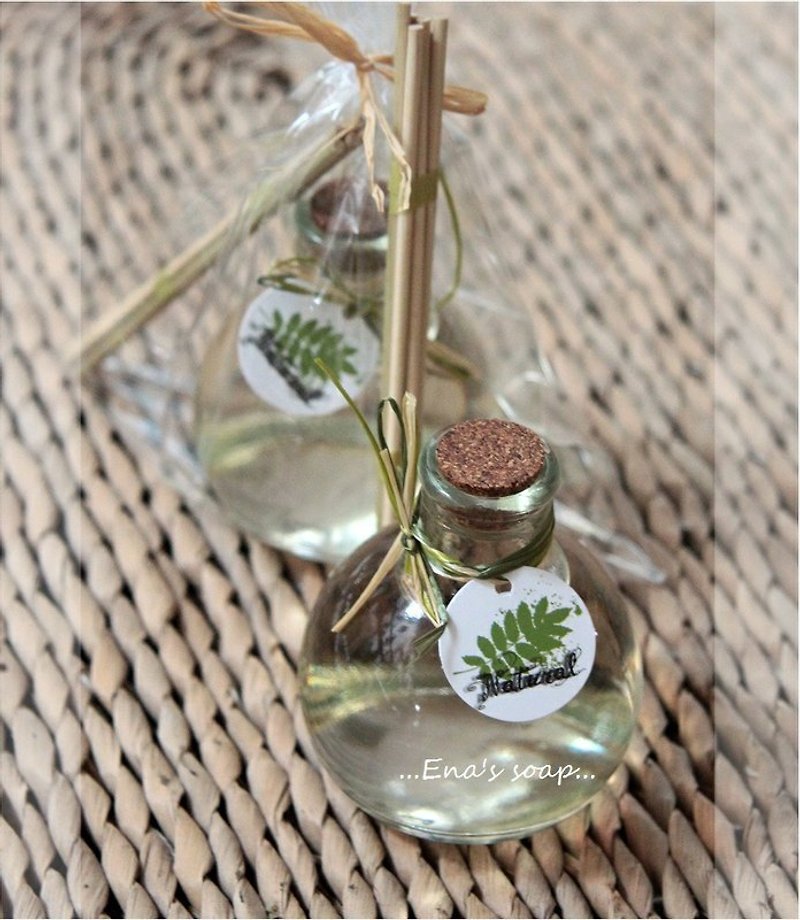 Herbal Compound aromatherapy bottles by Nana Mom - น้ำหอม - วัสดุอื่นๆ สีเทา