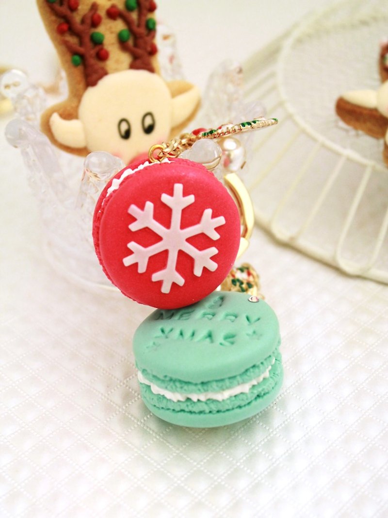 - Handmade Christmas Waltz -2015 engraved limited edition macarons ~ snowflakes key ring - Other - Clay Multicolor