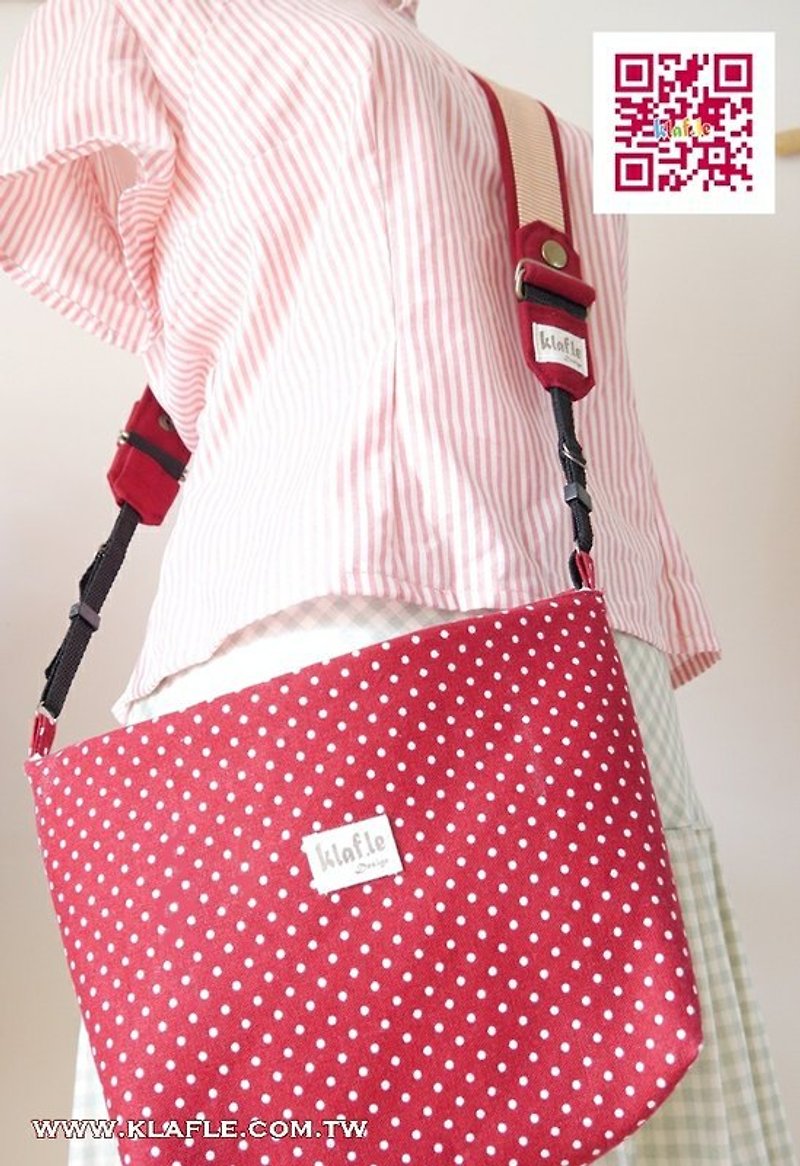 手工製作實用亮眼紅色水玉側背包+背帶 - 側背包/斜孭袋 - 其他材質 