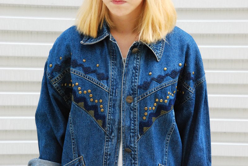 Embroidery hills and stars vintage denim jacket - เสื้อแจ็คเก็ต - วัสดุอื่นๆ 