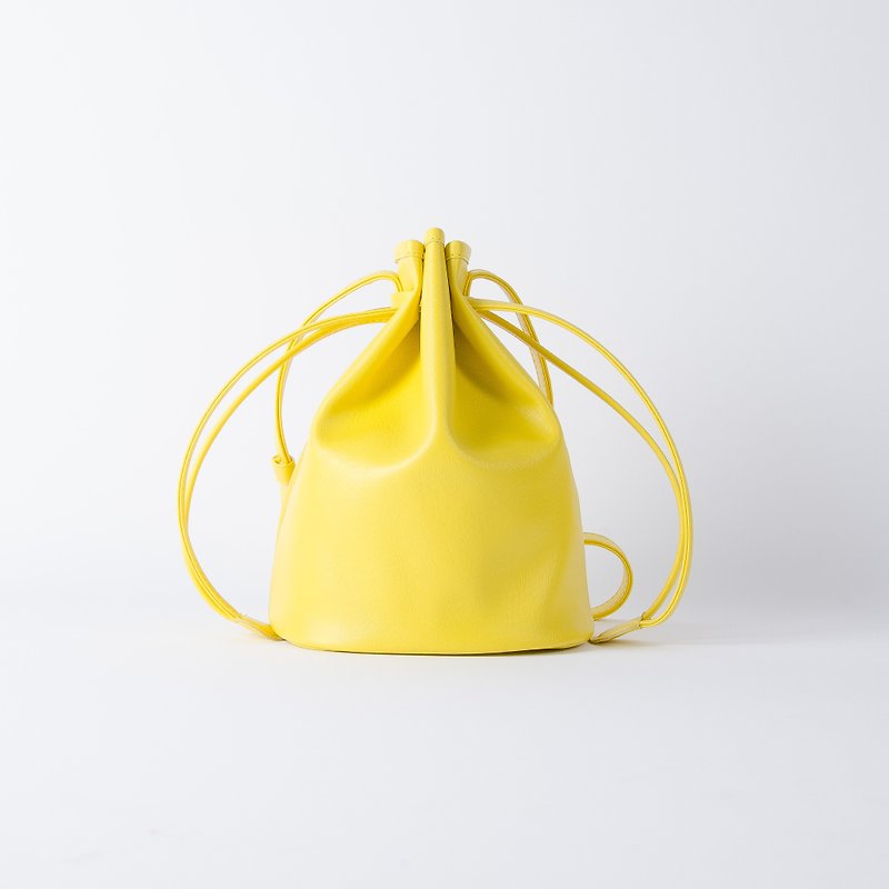 Candy line beam port small bucket bag portable shoulder of dual-use _ Primrose Yellow / primrose yellow - Messenger Bags & Sling Bags - Genuine Leather Yellow