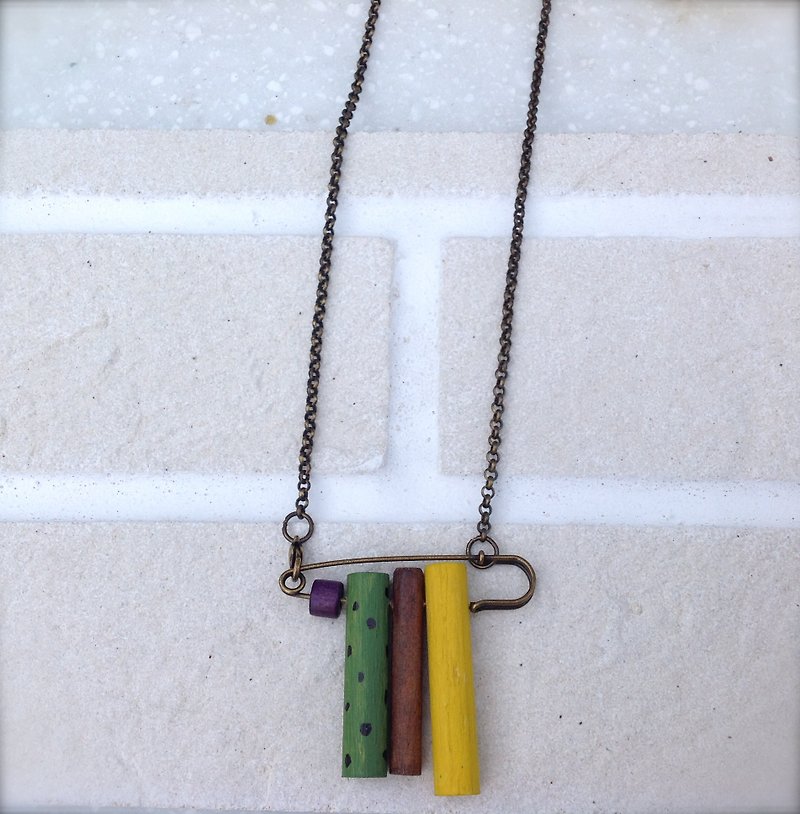 Yakitori branch necklace ∞ - Necklaces - Wood Multicolor