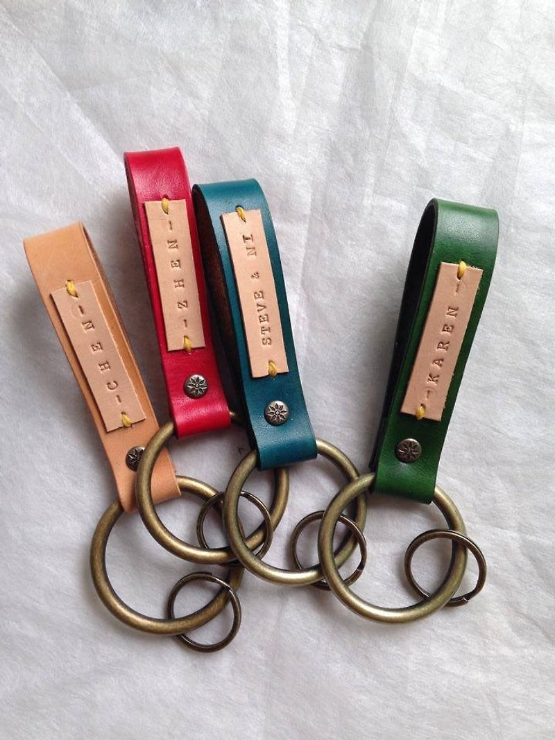 Hula key ring - hand-dyed hand-stitched leather - อื่นๆ - หนังแท้ สีเขียว