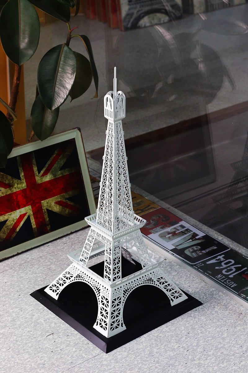 [OPUS Dongqi Metalworking] Customized metalworking design/home furnishings of the Eiffel Tower in France (elegant white) - Items for Display - Other Metals White