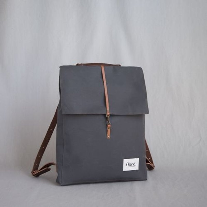 |100% handmade in Spain| Ölend Holden Fabric| Leather |Laptop bag (Grey) - กระเป๋าเป้สะพายหลัง - วัสดุอื่นๆ สีเทา