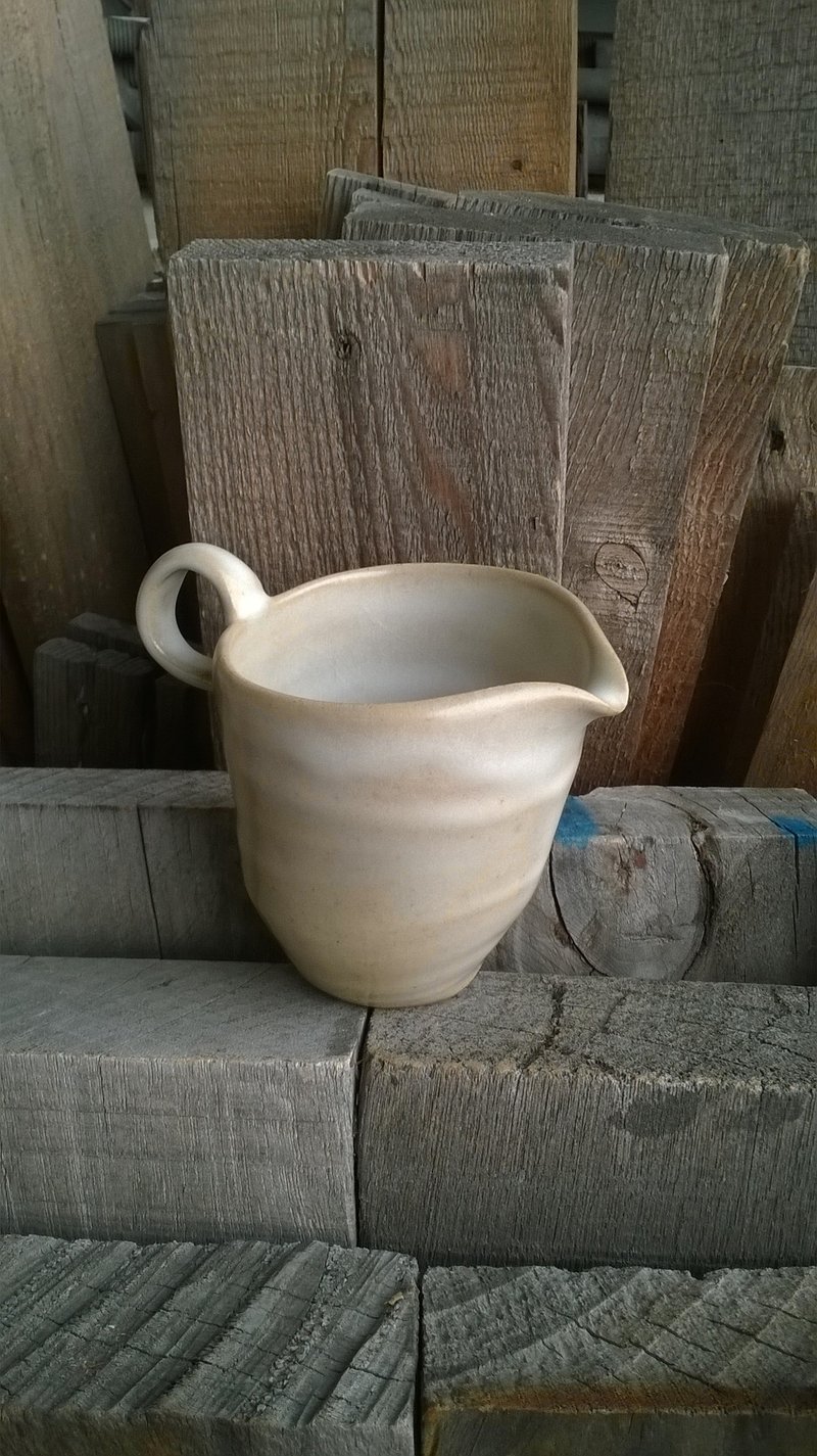 享茶單品-不對稱淡白-有耳茶海/公杯/勻杯/茶盅 - 茶壺/茶杯/茶具 - 其他材質 白色