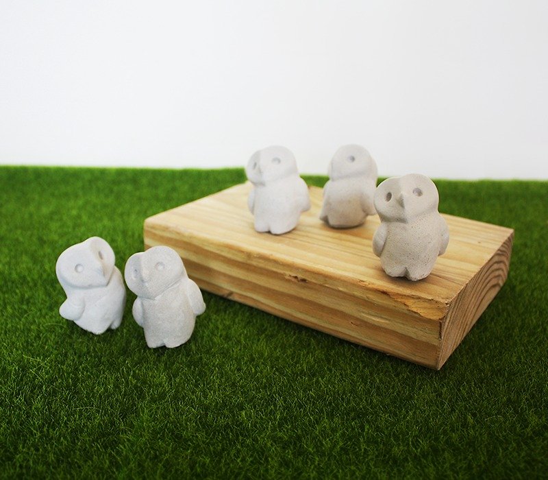 Protector / Mini Owl Diffuser Stone or Paperweight - ของวางตกแต่ง - ปูน สีเทา