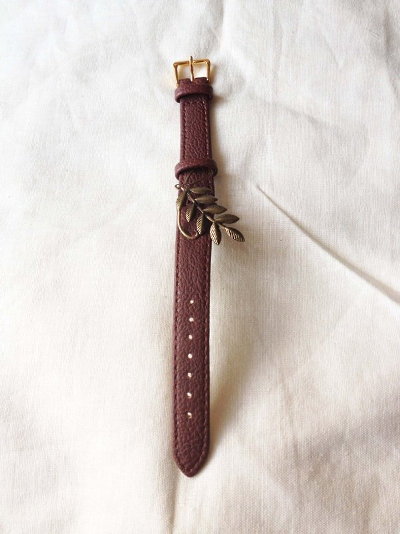 karbitrary﹉ ▲ retro flower-leaf leather bracelet - สร้อยข้อมือ - หนังแท้ สีนำ้ตาล