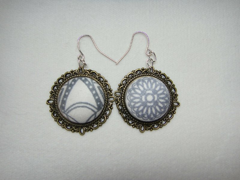 (C) geometric sun _ cloth button earrings random shipments [] C40BSY04 - ต่างหู - ผ้าฝ้าย/ผ้าลินิน 