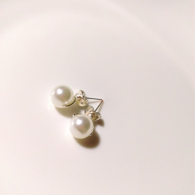 [LeRoseArts] Belle Perle series Handmade earrings - Shell Pearl shell pearl silver plated wire - Earrings & Clip-ons - Gemstone White
