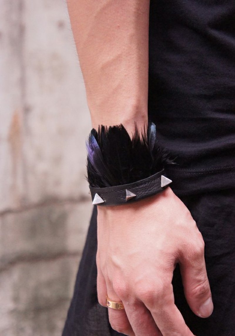 Feather Studded Bracelet - Bracelets - Genuine Leather Black