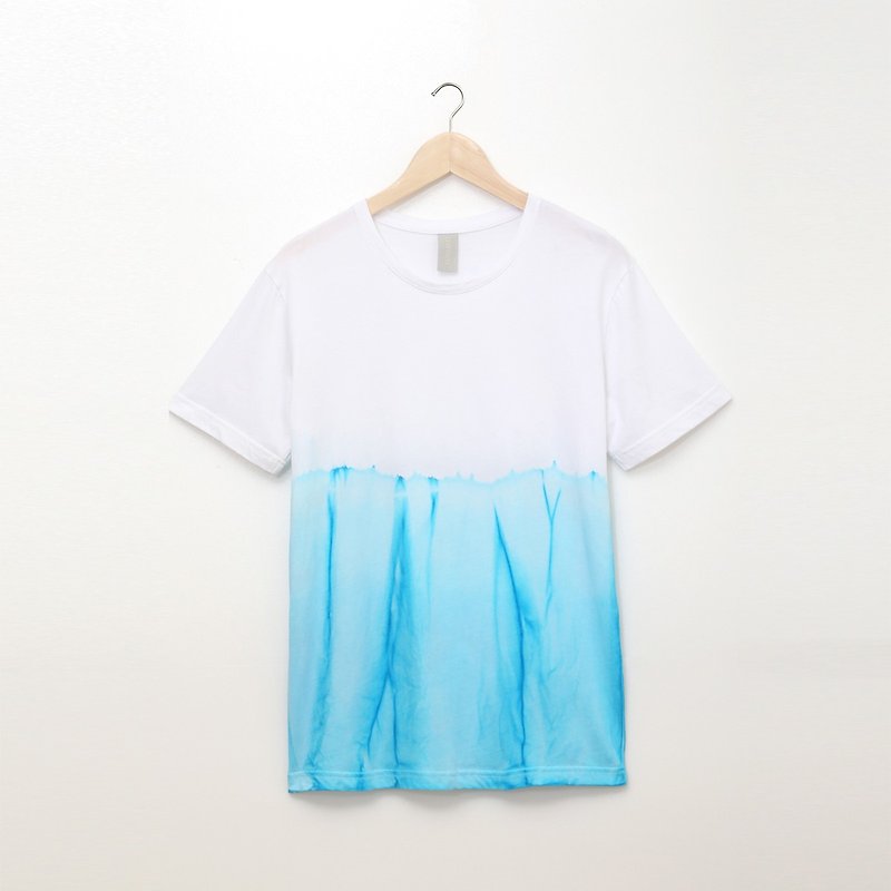 JainJain hand-dyed T-shirt aqua blue (neutral version of L) - Unisex Hoodies & T-Shirts - Cotton & Hemp Multicolor