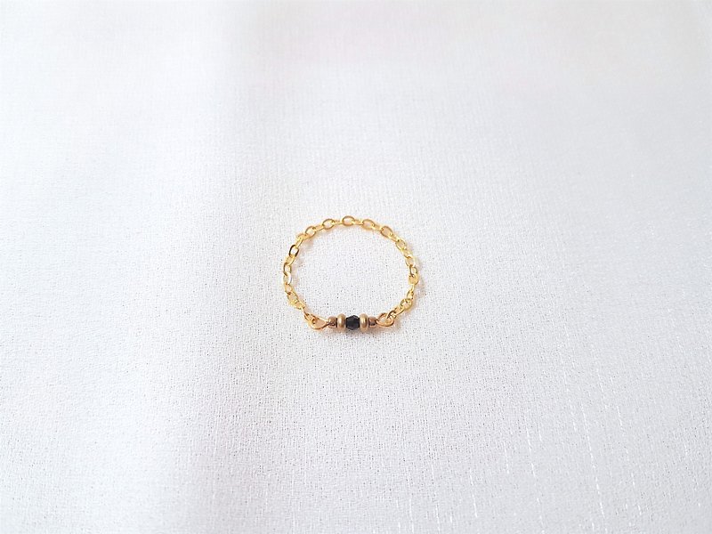 Black Crystal Bronze Chain Ring - แหวนทั่วไป - คริสตัล สีดำ