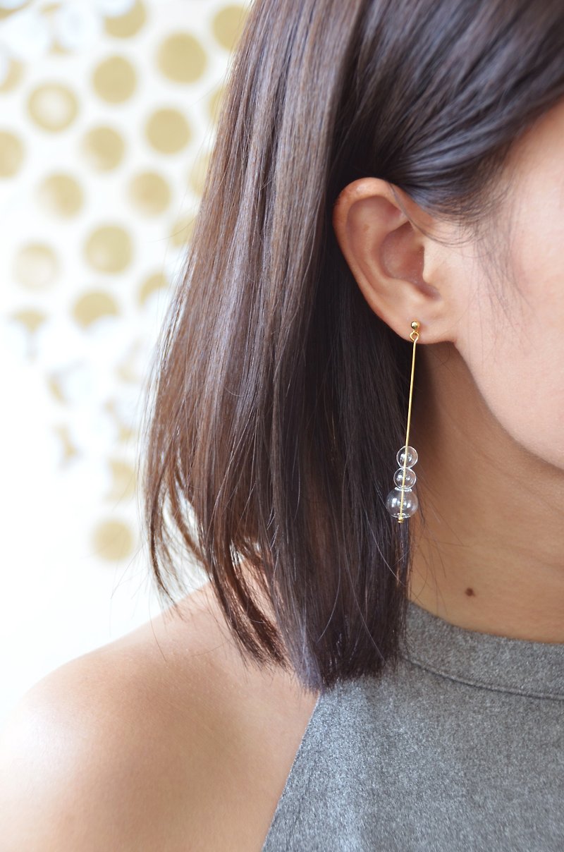 PUNTI － Tiny Glass Bubbles Long Earrings - Earrings & Clip-ons - Glass Gold