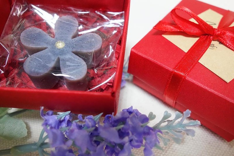Mini Soap / 小雛菊香皂單入小禮盒 - 石榴紅 / 婚禮小物、企業贈禮、送客禮、二次進場、旅行皂 - 香氛/精油/擴香 - 紙 紅色