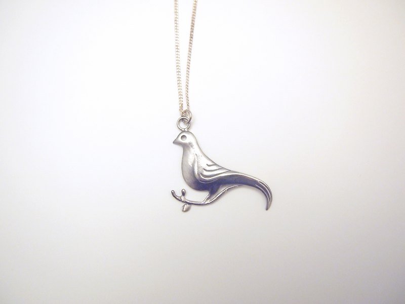 Love Silver Blue Bird Necklace Confidence Jewelry Gift For Date Lover Valentine - สร้อยคอ - โลหะ สีเงิน