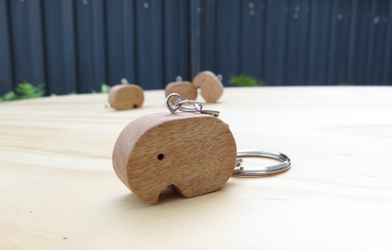 《動物系列—小象鑰匙圈》 - 吊飾 - 木頭 咖啡色