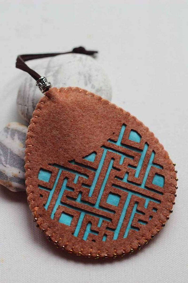 Window grille key cover (swastika-camel) - Charms - Other Materials Blue